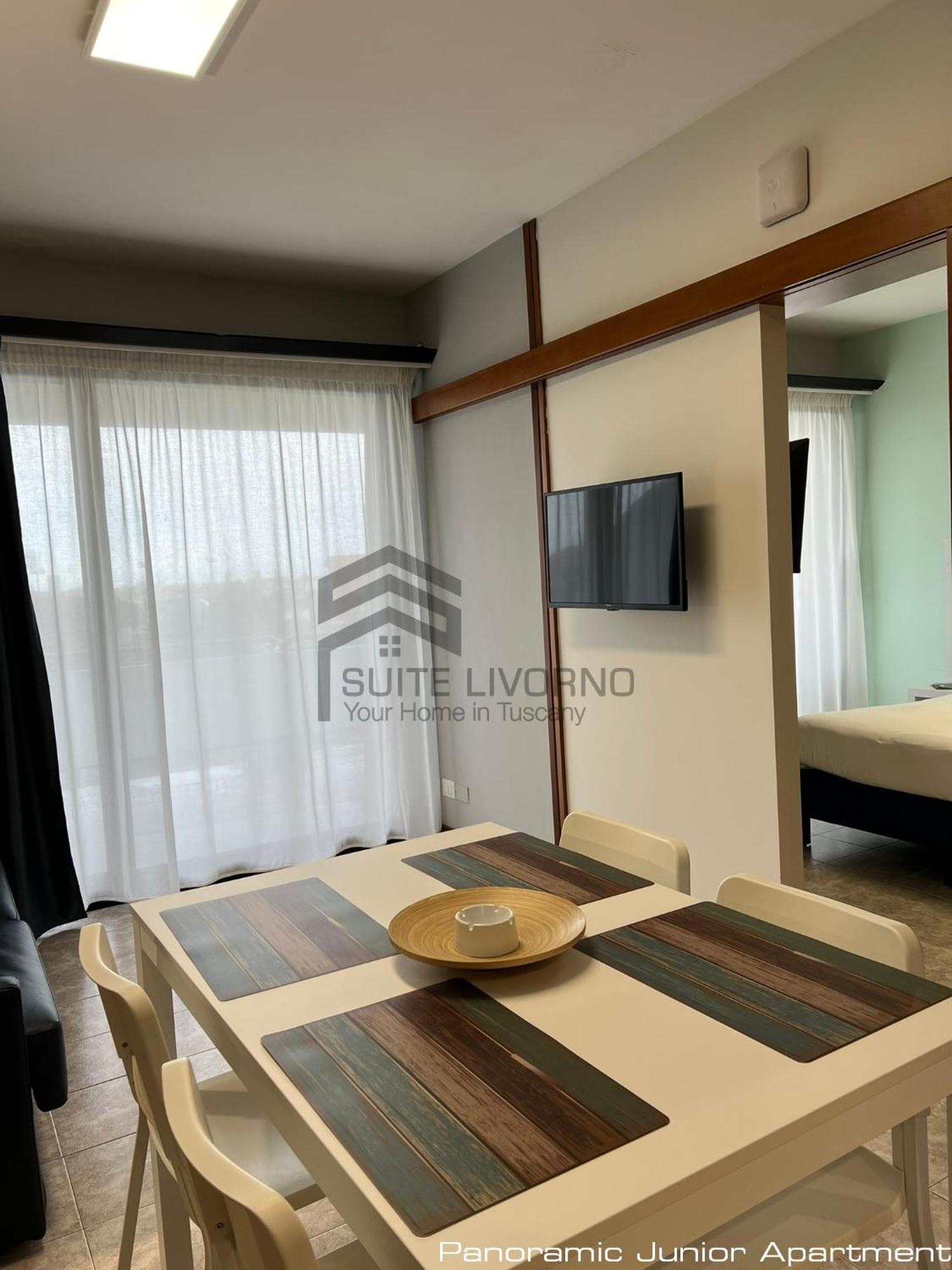 Suites Marilia Apartments Pool Side - Suite Livorno Holiday Home Group Екстериор снимка