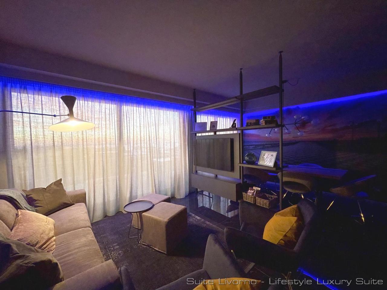 Suites Marilia Apartments Pool Side - Suite Livorno Holiday Home Group Екстериор снимка